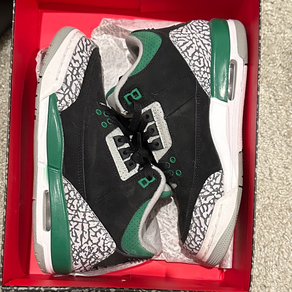 Pine Green Jordan 3s GS